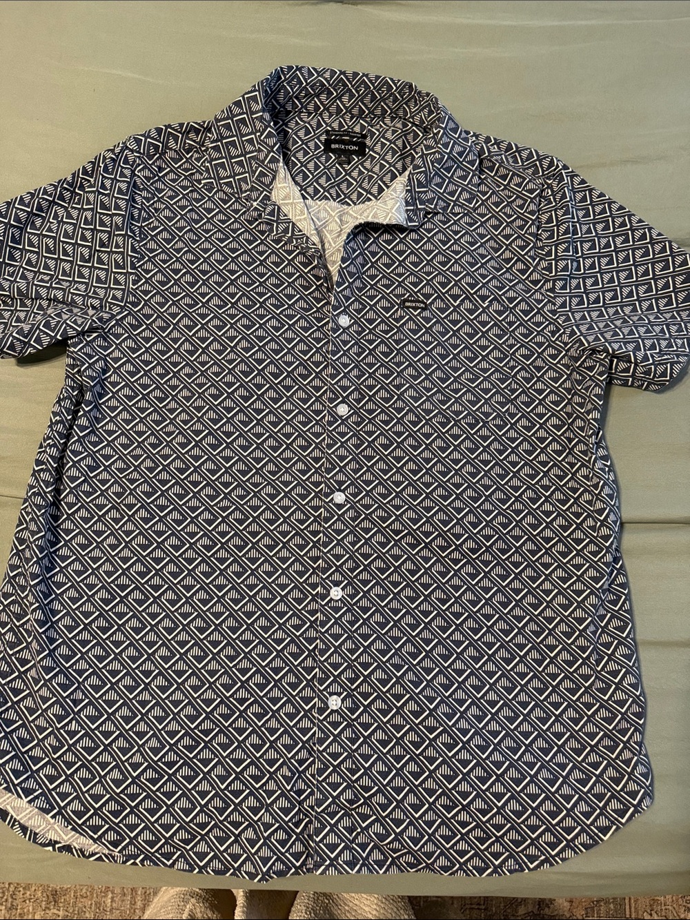 Brixton Men's Short Sleeve Geometric Button-Up Shirt - Navy & White